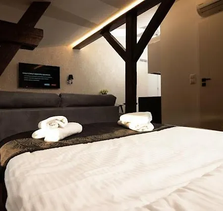 Ts 123 شقة *